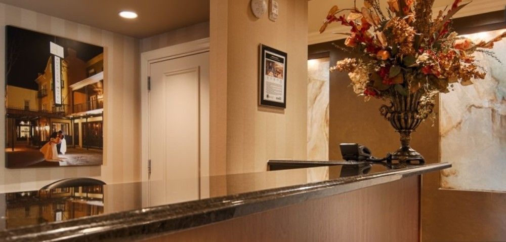 American Hotel Фрийхолд Екстериор снимка