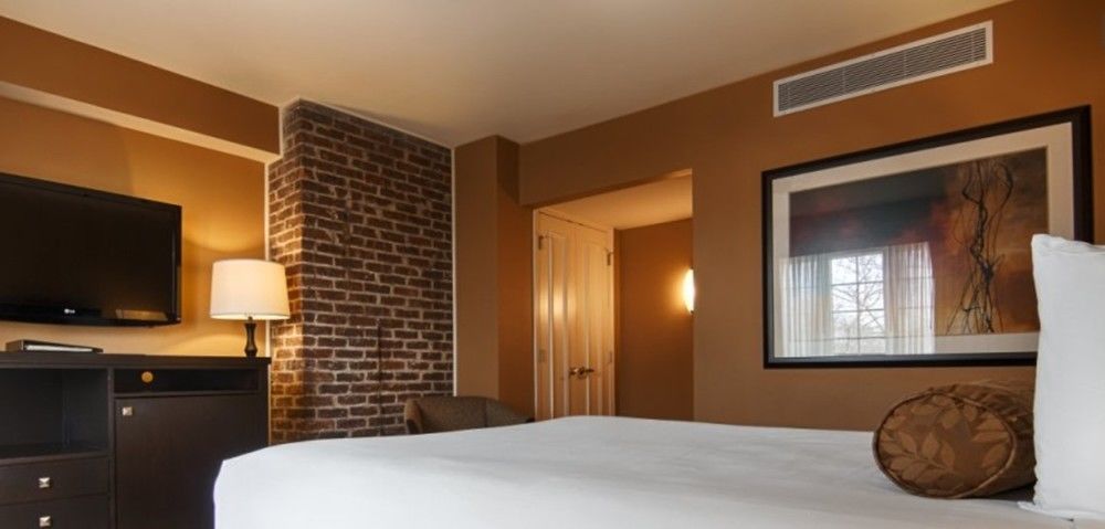 American Hotel Фрийхолд Екстериор снимка